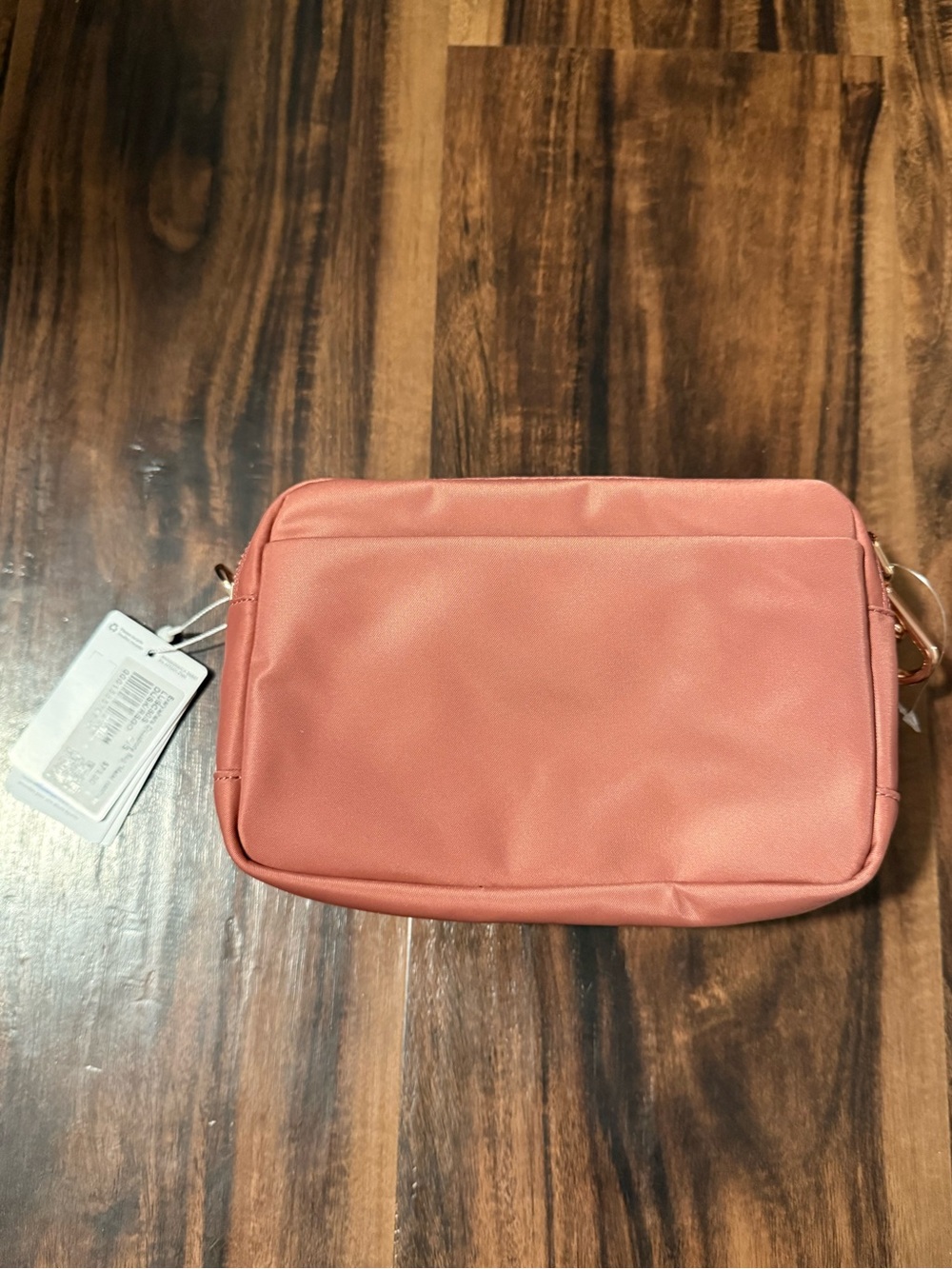 lululemon athletica Everywhere Crossbody Bag 2L - Dusk/Rose Gold - Picture 6 of 8